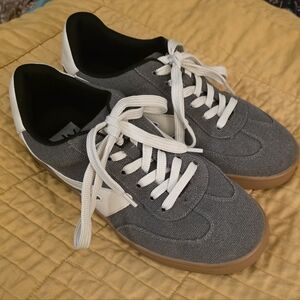 Stylish DV Dolce Vita Gray and White Sneakers Size 8